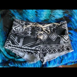 Aztext shorts
